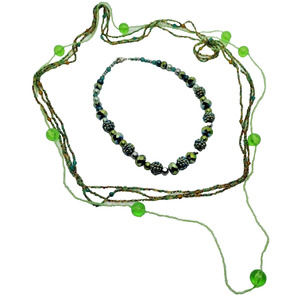 SET OF 4 NECKLACES LOT - LAYERING FASHION JEWELRY Mixed Materials GREEN BEADS